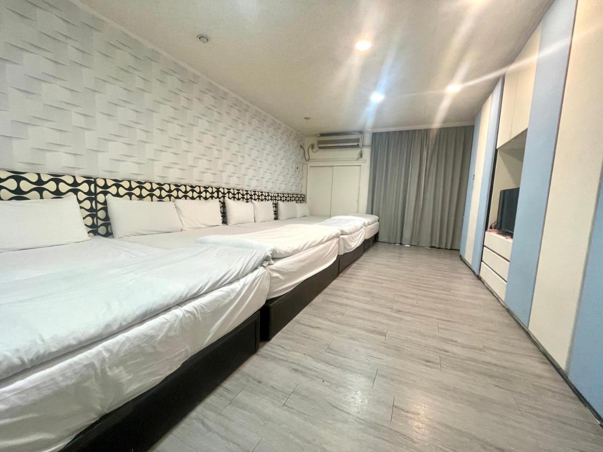 Апартаменты 逢甲nu House Тайчжун Экстерьер фото